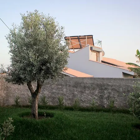 Casa Andorinhas بيت للعطل *